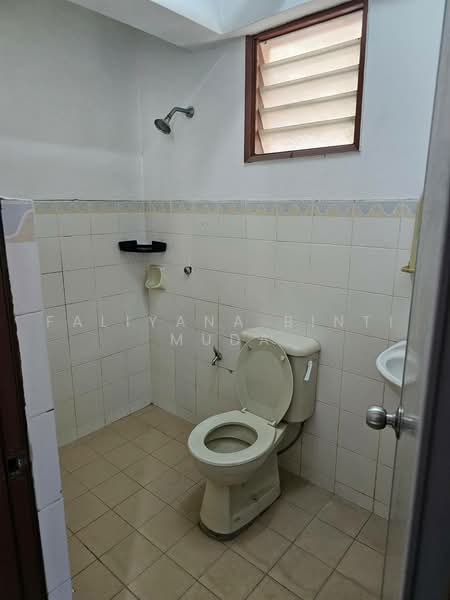 Pangsapuri untuk Dijual di Tasik Heights Apartment - Faliyana binti Muda - PropertyGuru.com.my