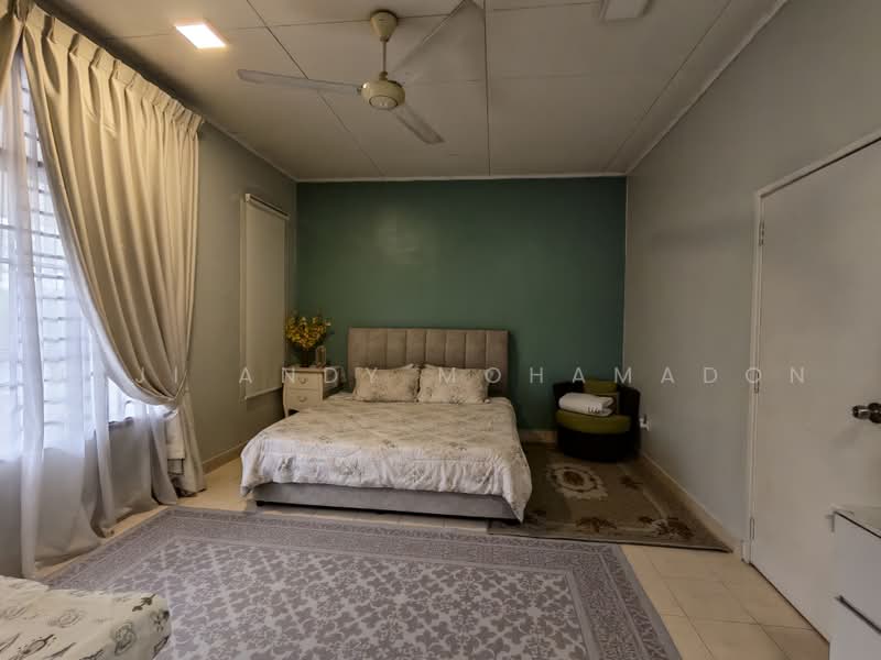 Terraced House for Sale in Taman Mutiara Rini (Skudai) - Haji Andy Mohamadon - Bedroom - PropertyGuru.com.my