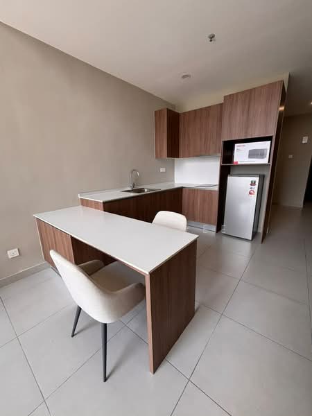 Service Residence for Rent at Dorsett Waterfront Subang - Alice Lee - Kitchen - PropertyGuru.com.my