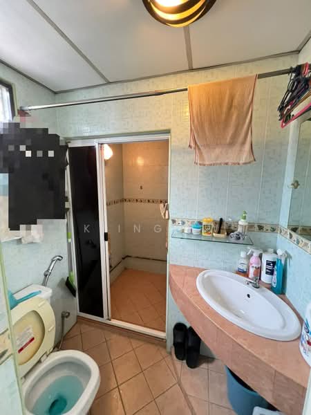 Rumah Teres 2-Tingkat untuk Dijual di Bandar Sri Damansara (Selangor) - Kiing TW - Bathroom - PropertyGuru.com.my