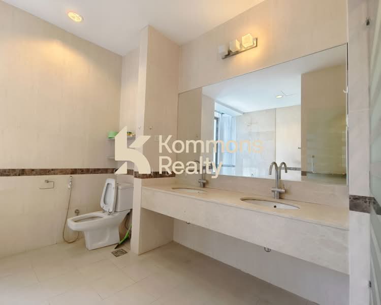 Semi-Detached House for Sale in Seputeh (Kuala Lumpur) - Cindy Tan - Bathroom - PropertyGuru.com.my