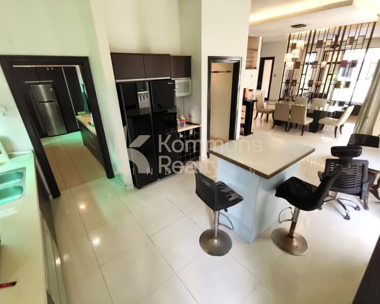 Semi-Detached House for Sale in Seputeh (Kuala Lumpur) - Cindy Tan - Kitchen - PropertyGuru.com.my