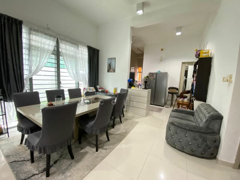 Rumah Berkembar untuk Dijual di Areca Rimbunan (Kepong) - Nicole . - Dining Room - PropertyGuru.com.my