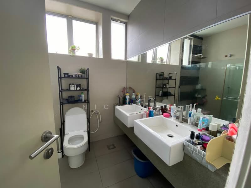 Rumah Berkembar untuk Dijual di Areca Rimbunan (Kepong) - Nicole . - Bathroom - PropertyGuru.com.my