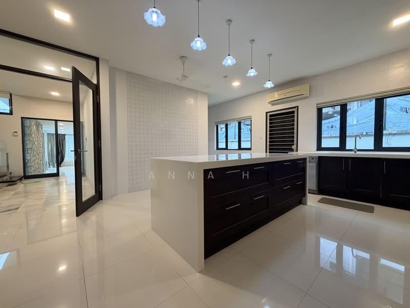 Bungalow House untuk Dijual di Taman Hillview (Ulu Kelang) - Anna H - PropertyGuru.com.my