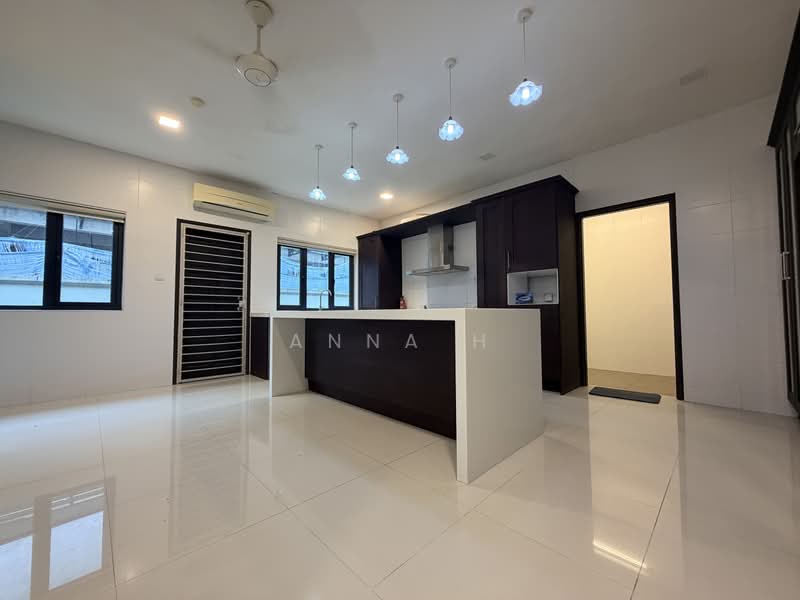 Bungalow House untuk Dijual di Taman Hillview (Ulu Kelang) - Anna H - PropertyGuru.com.my