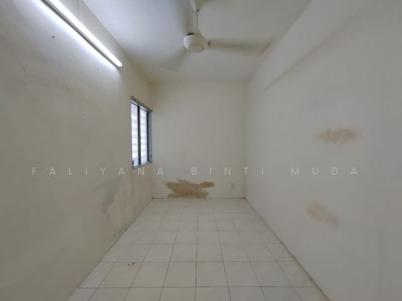 Apartment for Sale at Pangsapuri Mayang (Puncak Jalil) - Faliyana binti Muda - PropertyGuru.com.my