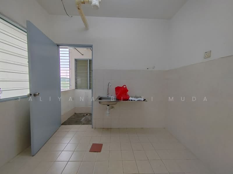 Apartment for Sale at Pangsapuri Mayang (Puncak Jalil) - Faliyana binti Muda - PropertyGuru.com.my