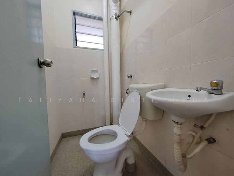 Apartment for Sale at Pangsapuri Mayang (Puncak Jalil) - Faliyana binti Muda - PropertyGuru.com.my
