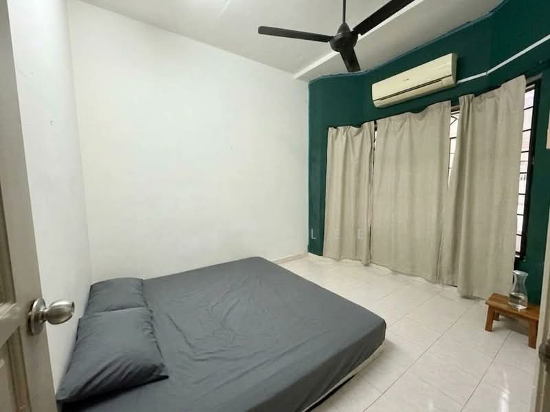 Rumah Teres 1.5-Tingkat untuk Dijual di Usj 6 (Subang Jaya) - Kenix Lee - Bedroom - PropertyGuru.com.my