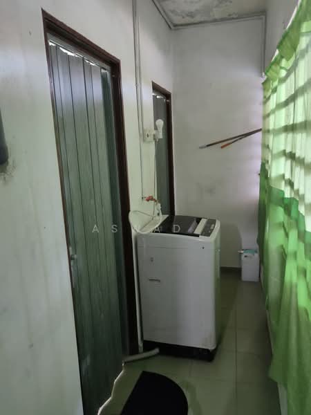 Shop / Office for Sale in Taman Koskam (Kepala Batas) - Aswad . - Interior - PropertyGuru.com.my