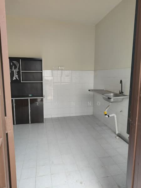 Rumah Teres 2-Tingkat untuk Disewa di Taman Permai Jaya (Bukit Mertajam) - Edwin Ng - Kitchen - PropertyGuru.com.my