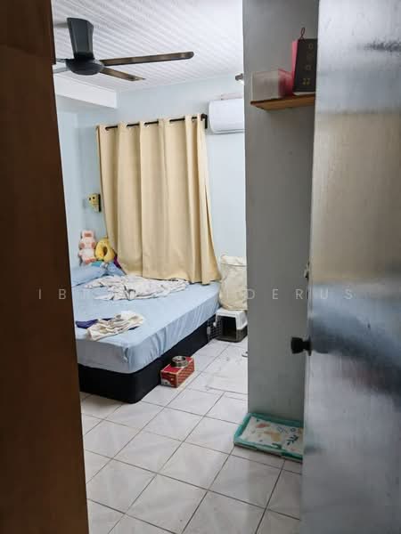 2-storey Terraced House for Sale in Bukit Indah (Ampang) - Ibrahim Iderus - Bedroom - PropertyGuru.com.my