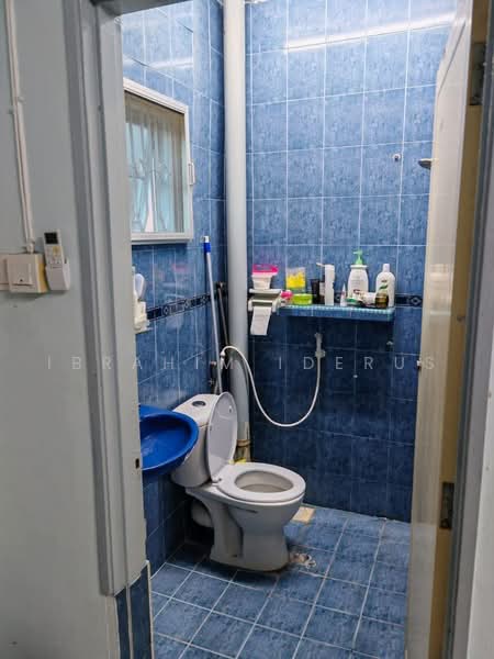 2-storey Terraced House for Sale in Bukit Indah (Ampang) - Ibrahim Iderus - Bathroom - PropertyGuru.com.my