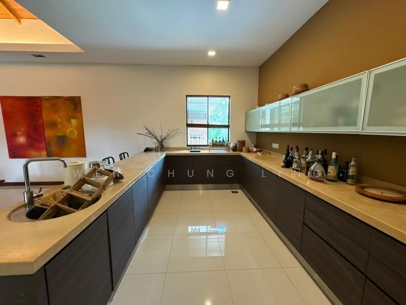 Bungalow House for Sale in Leisure Farm (Gelang Patah) - Wen Chung Ling - Kitchen - PropertyGuru.com.my