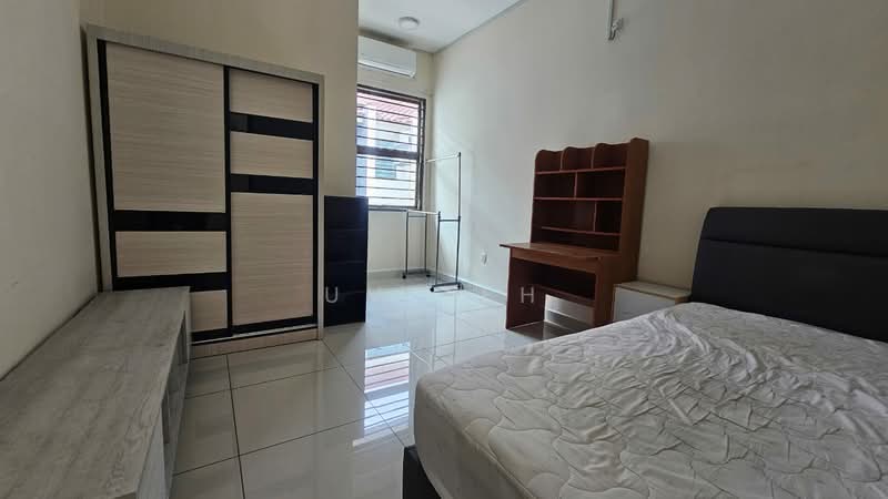 Rumah Teres 2-Tingkat untuk Disewa di Bandar Dato Onn (Tebrau) - UV Teh - Bedroom - PropertyGuru.com.my