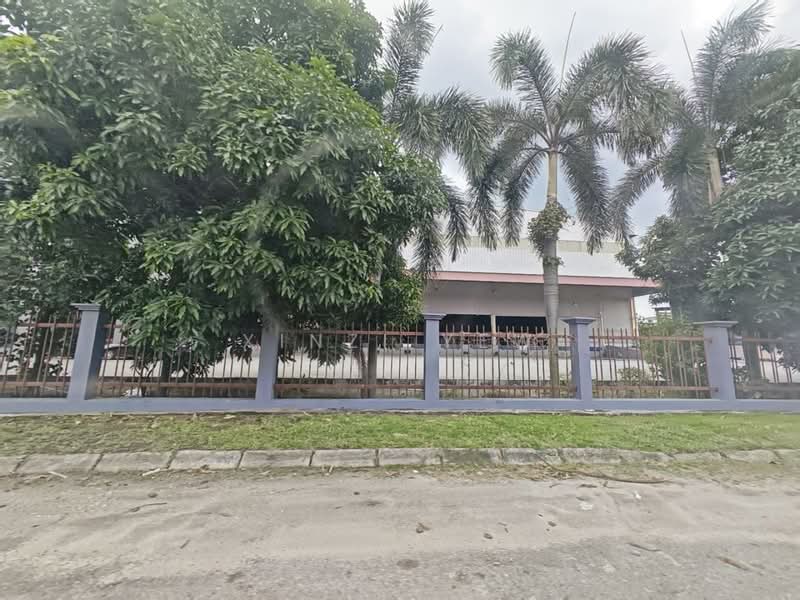 Warehouse for Rent in Subang Jaya (Selangor) - Xinzi Yew - Exterior - PropertyGuru.com.my