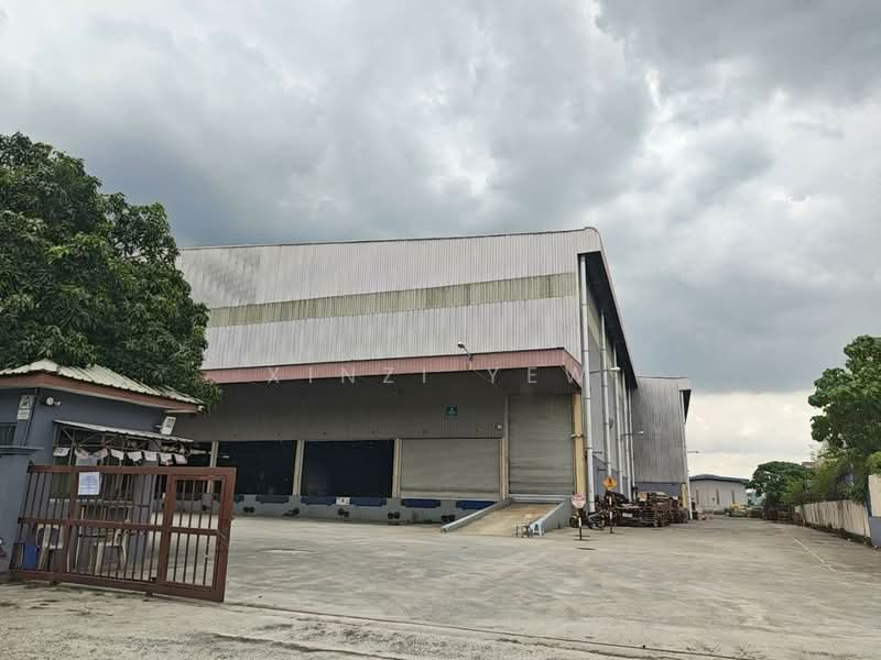 Warehouse for Rent in Subang Jaya (Selangor) - Xinzi Yew - Exterior - PropertyGuru.com.my