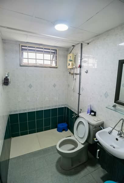 Pangsapuri untuk Disewa di Sri Intan 2 - Bryan Yeoh - Bathroom - PropertyGuru.com.my