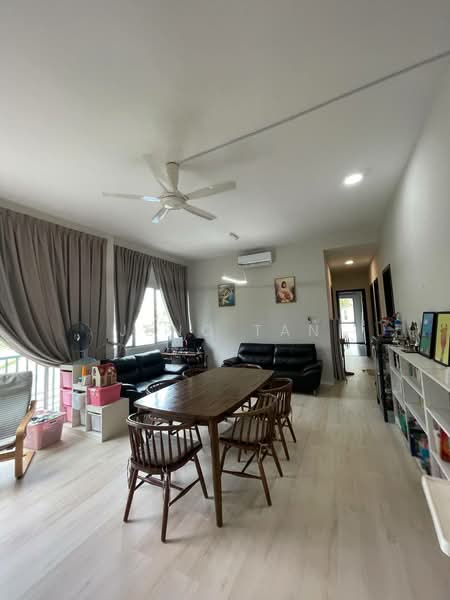 Apartment for Sale at Liberty Grove - Jeno Tan - Living Room - PropertyGuru.com.my