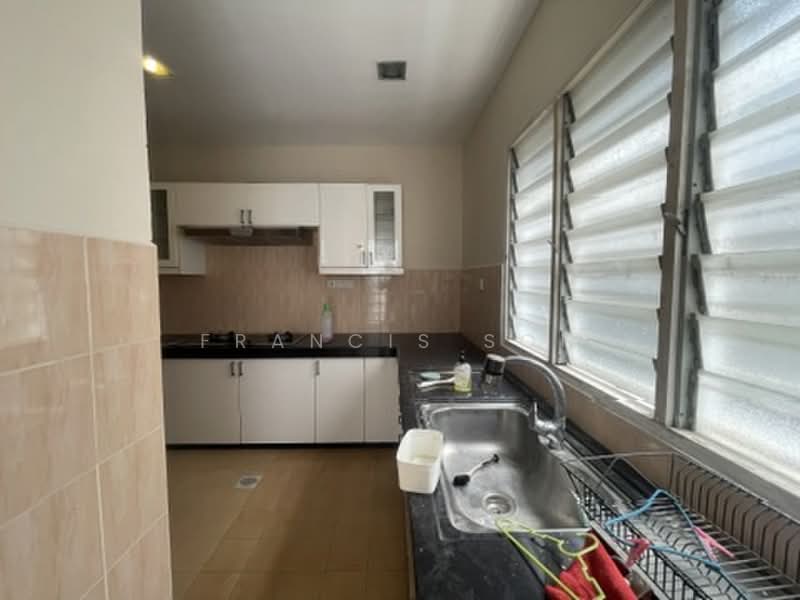 Rumah Teres 2-Tingkat untuk Dijual di Bandar Bukit Puchong (Puchong) - Francis Soh - Kitchen - PropertyGuru.com.my