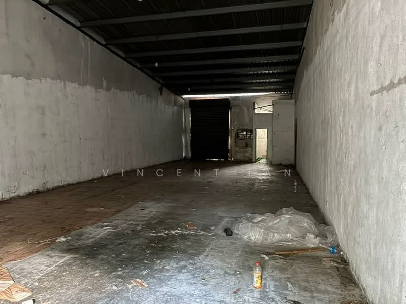 Terrace Factory for Sale in Nilai (Negeri Sembilan) - Vincent Tan - Interior - PropertyGuru.com.my