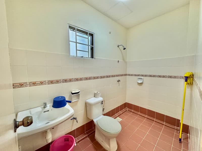 Apartment for Sale at MJC Courtyard Sanctuary - Jeno Tan - Bathroom - PropertyGuru.com.my
