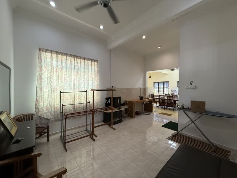 Semi-Detached House for Rent in Pusat Perniagaan Bakri (Muar) - M Jamil Ali - PropertyGuru.com.my