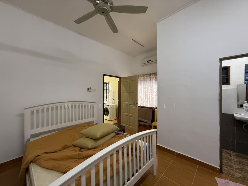 Semi-Detached House for Rent in Pusat Perniagaan Bakri (Muar) - M Jamil Ali - PropertyGuru.com.my