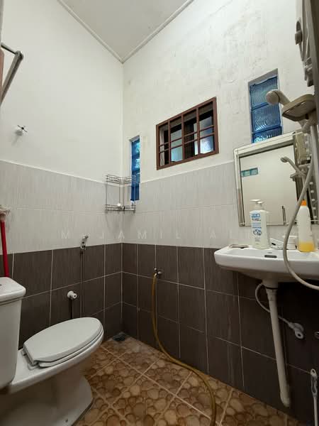 Semi-Detached House for Rent in Pusat Perniagaan Bakri (Muar) - M Jamil Ali - PropertyGuru.com.my