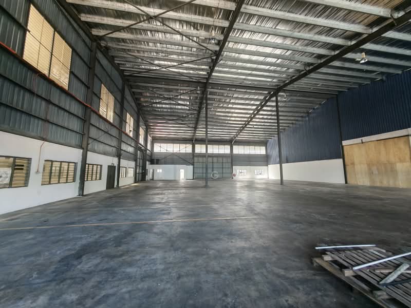 Gudang untuk Disewa di Kampung Baru Subang (Sungai Buloh) - KT Go - Interior - PropertyGuru.com.my