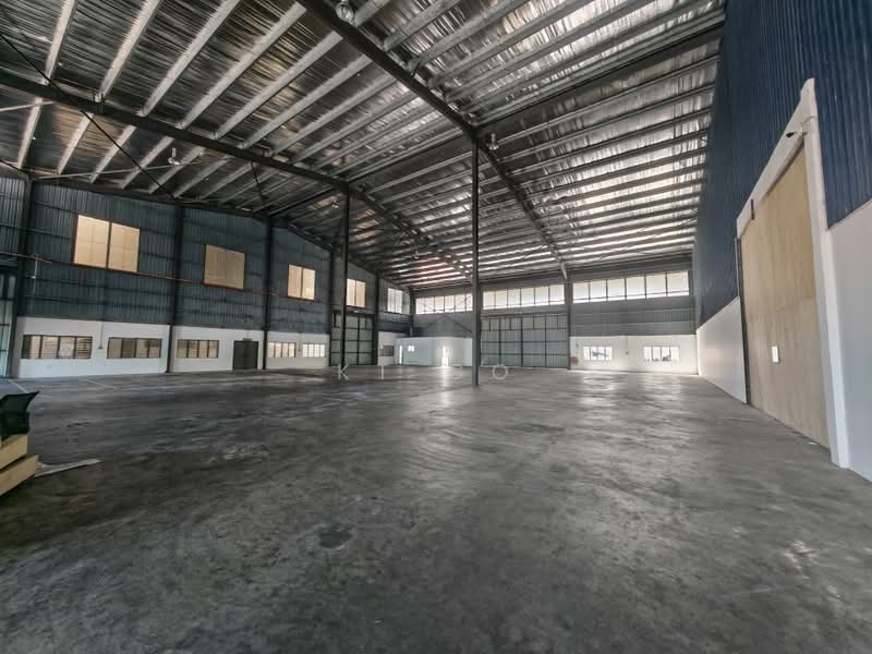 Gudang untuk Disewa di Kampung Baru Subang (Sungai Buloh) - KT Go - Interior - PropertyGuru.com.my