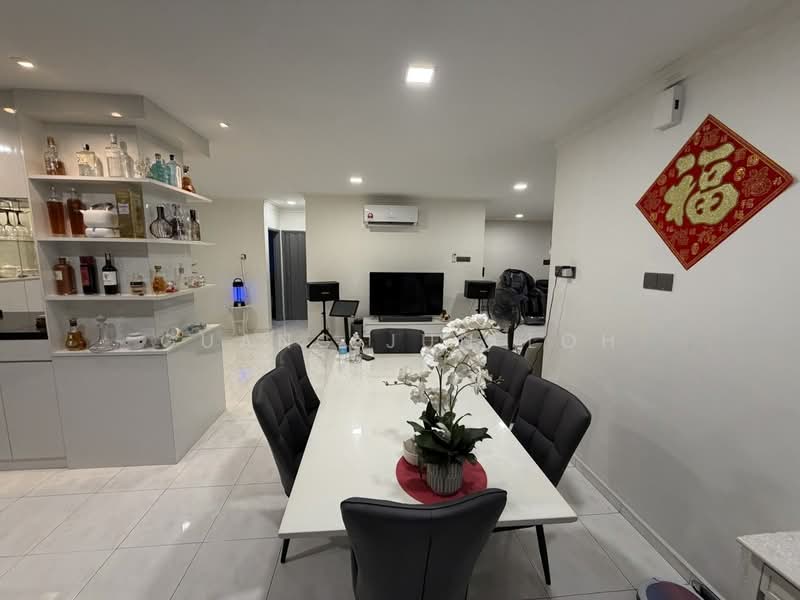 1-storey Terraced House for Sale in Taman Molek (Johor Bahru) - Guang Jun Loh - PropertyGuru.com.my