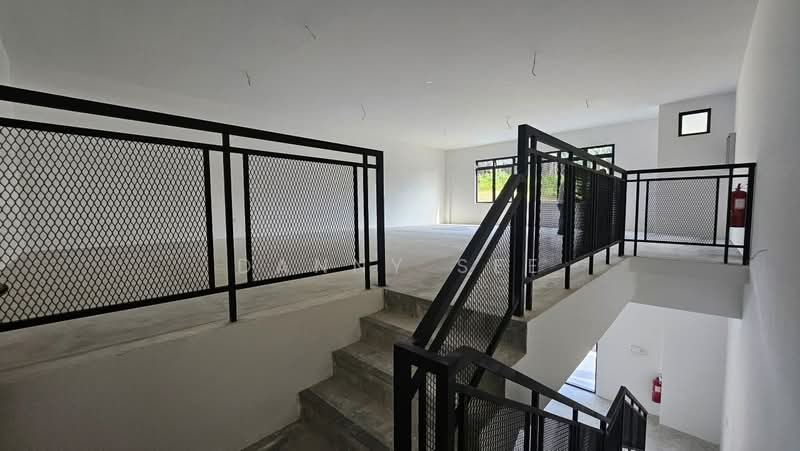 Kedai untuk Disewa di Taman Muhibbah (Kulai) - Danny See - Interior - PropertyGuru.com.my