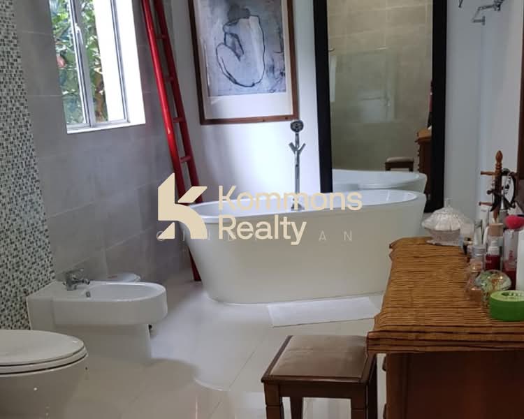 Bungalow House for Sale in Seputeh (Kuala Lumpur) - Cindy Tan - Bathroom - PropertyGuru.com.my