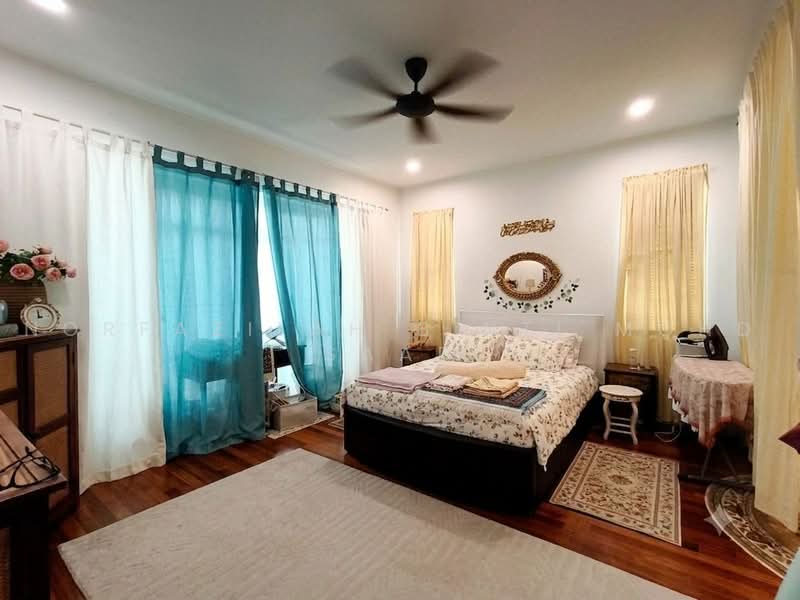 Bungalow House untuk Dijual di Bukit Kemuning (Shah Alam) - Norfazilah Binti Mohd Saad - Bedroom - PropertyGuru.com.my