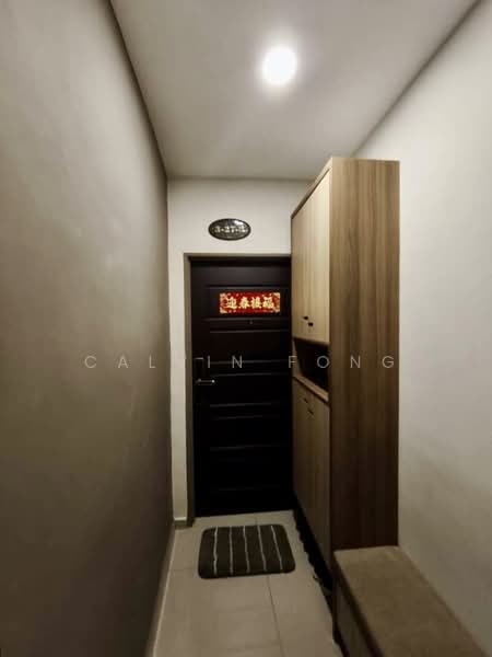 Kondominium untuk Dijual di Mahsuri Square - Calvin Fong - Entrance - PropertyGuru.com.my