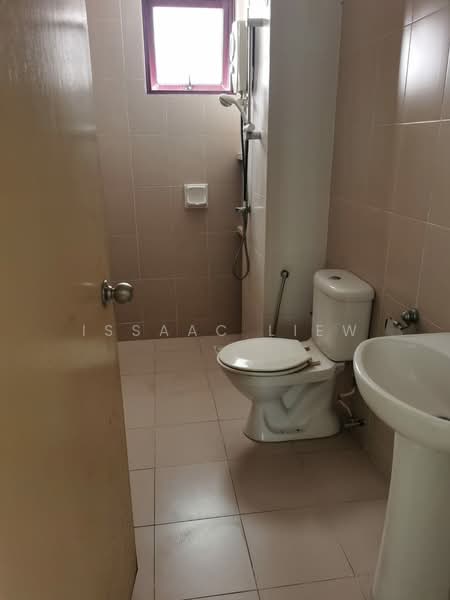 Condominium for Rent at Savanna Condominium - Issaac Liew - Bathroom - PropertyGuru.com.my