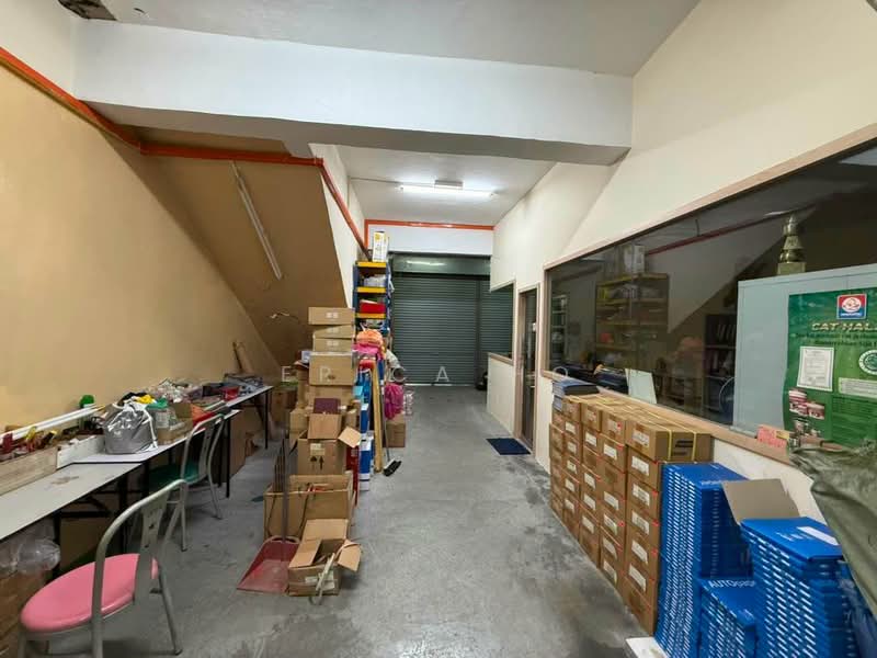 Kedai untuk Dijual di Taman Ungku Tun Aminah (Skudai) - Erica Ho - Interior - PropertyGuru.com.my