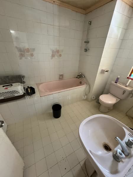Bungalow House untuk Dijual di Taman Setiawangsa (Setiawangsa) - Welson Moo - Bathroom - PropertyGuru.com.my