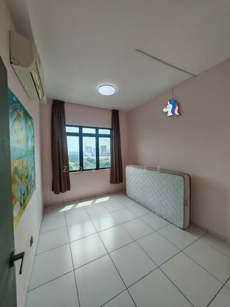 Service Residence for Sale at Sky View - Zoey Lee - Bedroom - PropertyGuru.com.my
