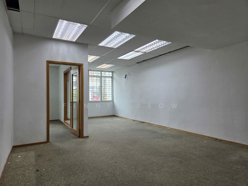 Shop for Rent in Bukit Gelugor (Gelugor) - Fennie Seow - PropertyGuru.com.my