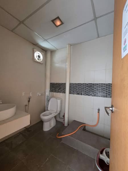 Shop for Rent in Bukit Gelugor (Gelugor) - Fennie Seow - PropertyGuru.com.my