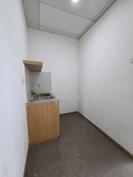 Shop for Rent in Bukit Gelugor (Gelugor) - Fennie Seow - PropertyGuru.com.my