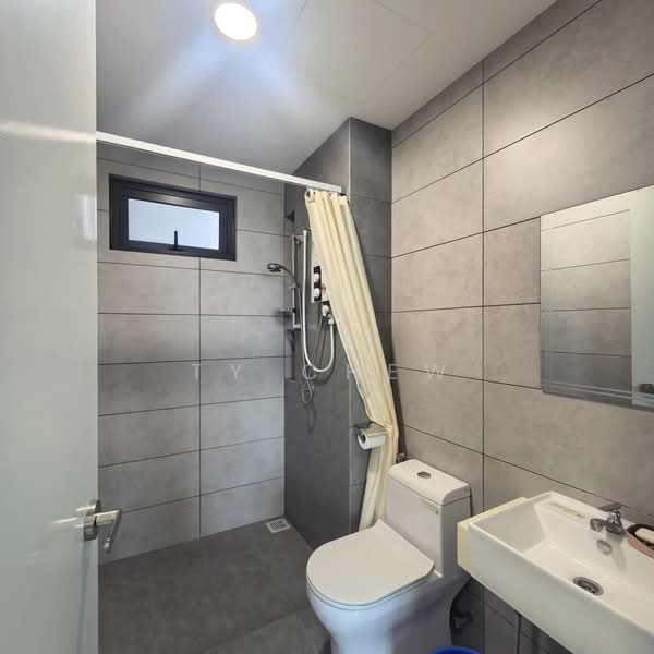 Kediaman Servis untuk Dijual di GM Residence Remia - TY Chew - Bathroom - PropertyGuru.com.my