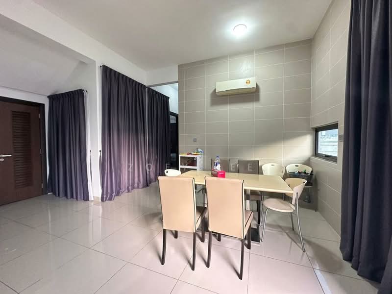 Rumah Teres untuk Dijual di Iskandar Puteri (Nusajaya) (Johor) - Zoey Lee - Dining Room - PropertyGuru.com.my