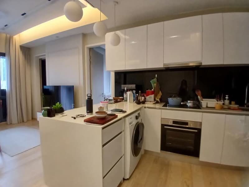 Service Residence for Rent at Star Residences One - Elaine Lee - Kitchen - PropertyGuru.com.my