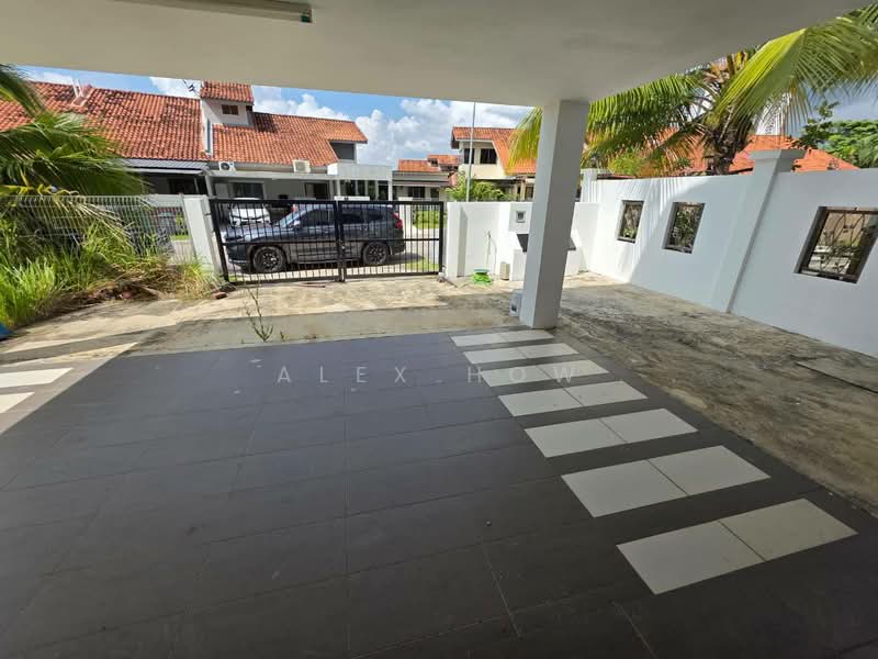 Rumah Berkembar untuk Dijual di Taman Nusa Idaman (Iskandar Puteri (Nusajaya)) - Alex How - Exterior - PropertyGuru.com.my