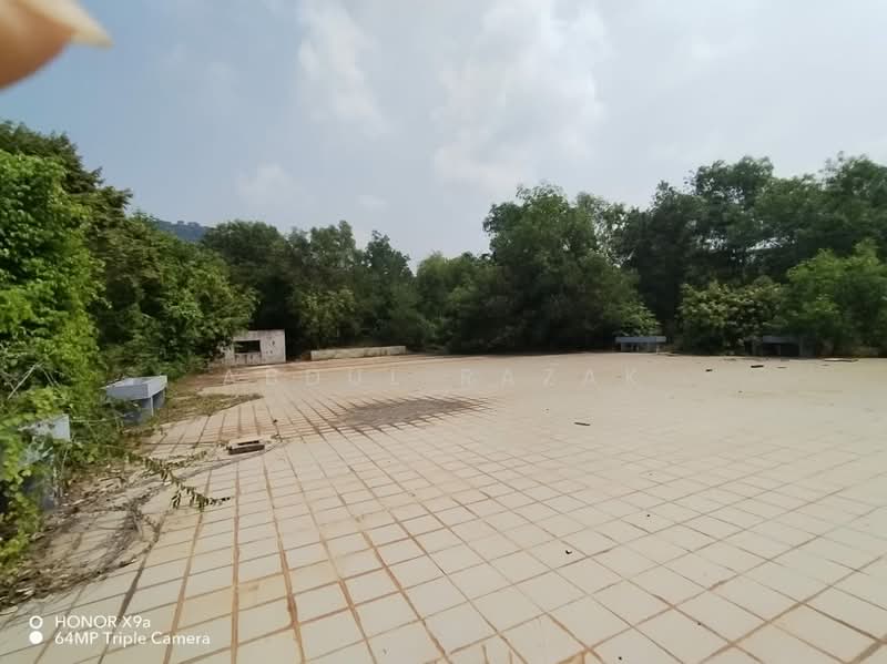 Agricultural Land for Sale in Seri Manjung (Perak) - Abdul Razak - Exterior - PropertyGuru.com.my