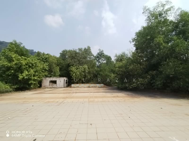 Agricultural Land for Sale in Seri Manjung (Perak) - Abdul Razak - Exterior - PropertyGuru.com.my